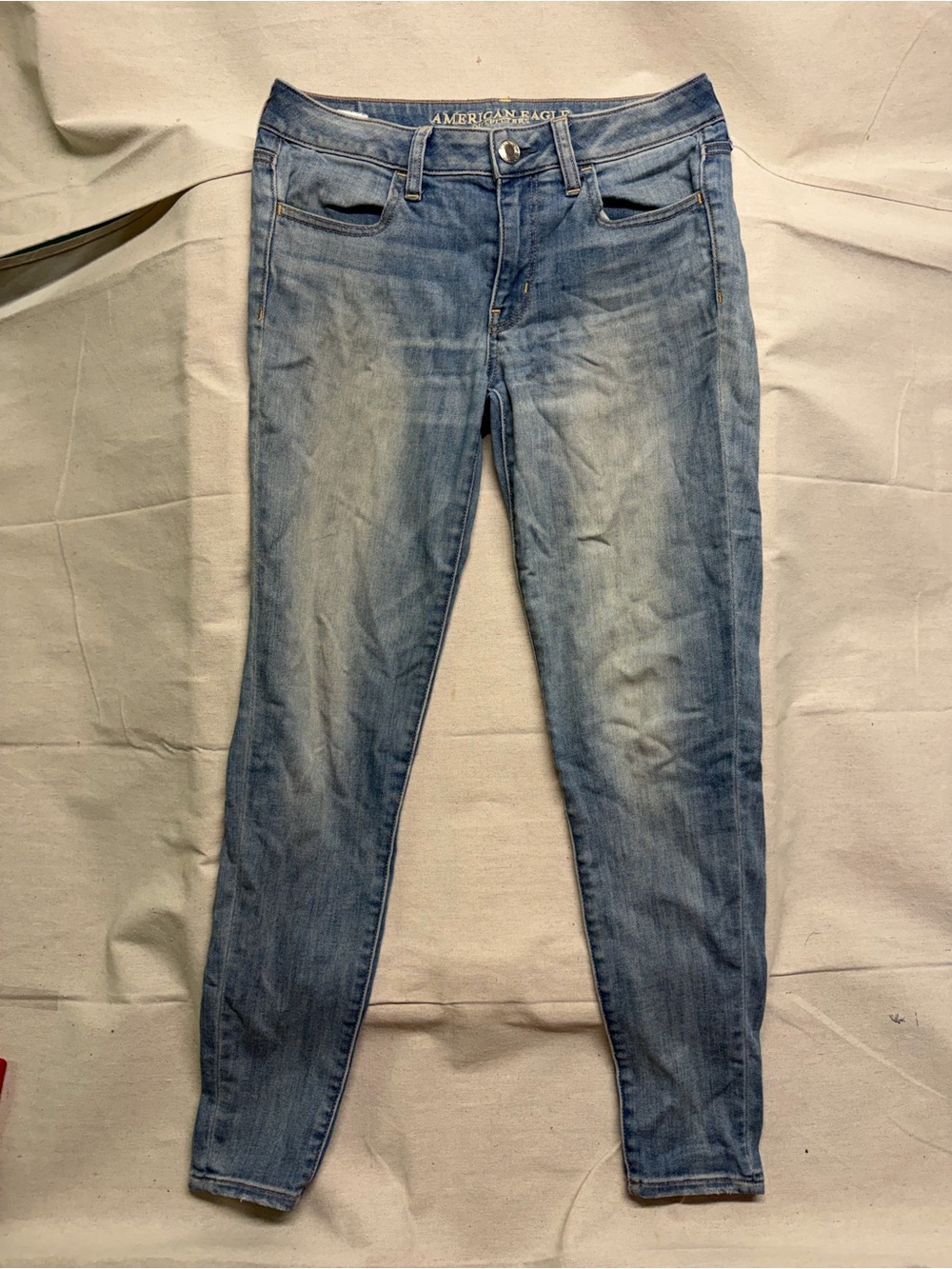American Eagle Outfitters Faded Blue Women's Skinny Jeans